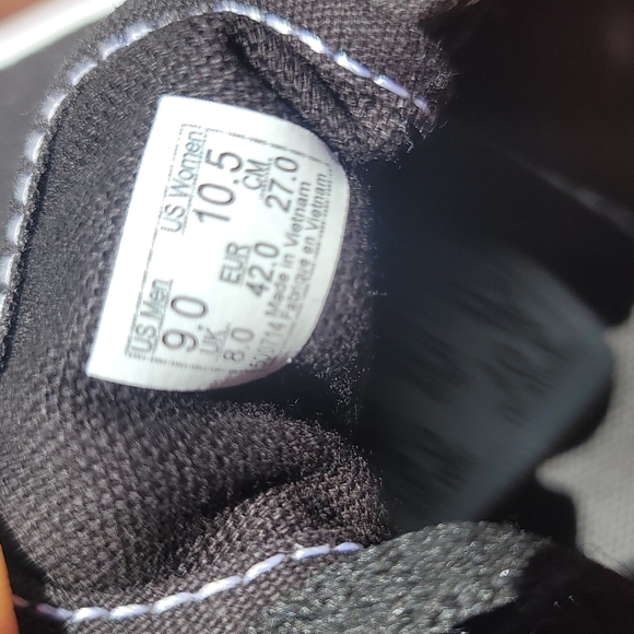 Vans.. - Picture 10 of 12